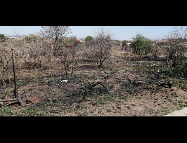 1,700M² VACANT LAND SOLD IN DORINGKRUIN